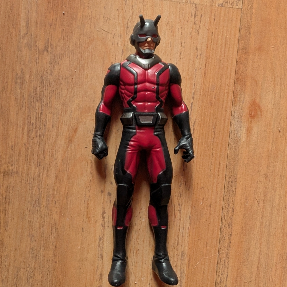 2/22$ Marvel, Dc And More kid toys 2 for 22$ on selected item - Picture 16 of 16